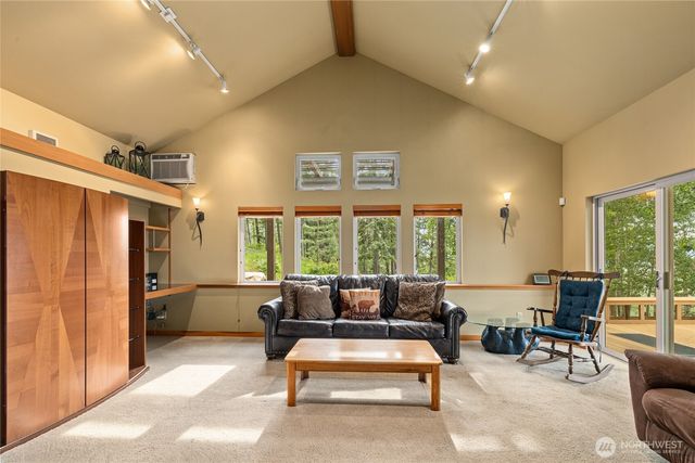 631 Thornton View Road, Cle Elum, WA 98922