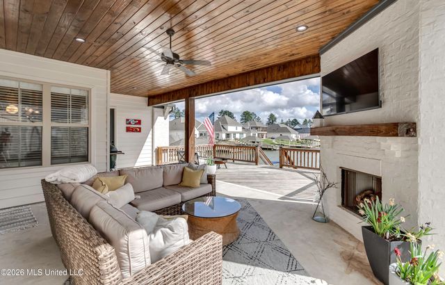 200 Herons Bay Circle, Madison, MS 39110