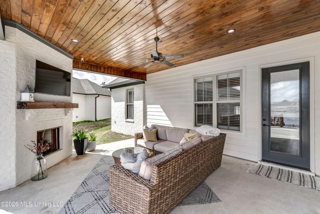 200 Herons Bay Circle, Madison, MS 39110