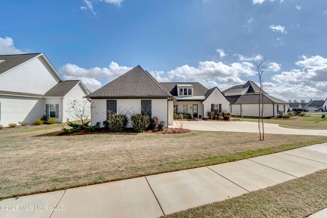 200 Herons Bay Circle, Madison, MS 39110