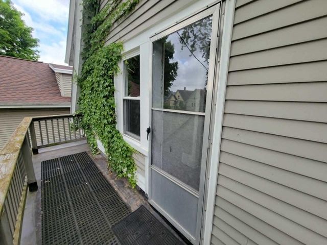 2810 S Lenox STREET, Milwaukee, WI 53207