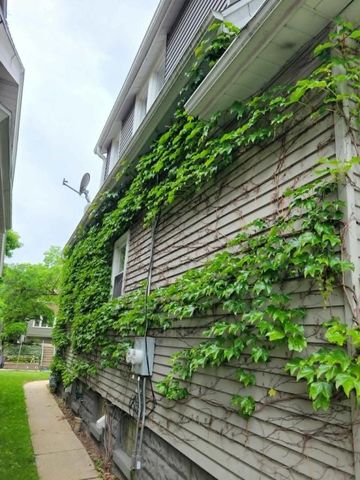 2810 S Lenox STREET, Milwaukee, WI 53207