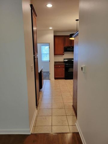 2810 S Lenox STREET, Milwaukee, WI 53207