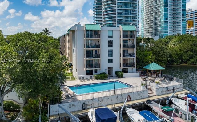 2201 Brickell Ave 96, Miami, FL 33129