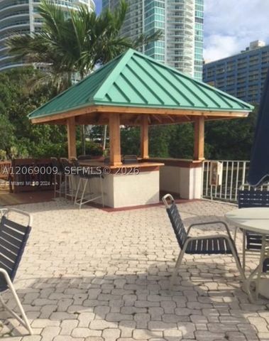 2201 Brickell Ave 96, Miami, FL 33129