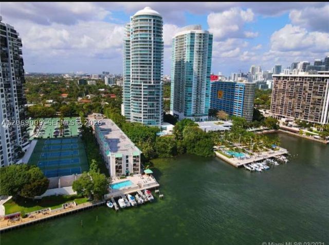 2201 Brickell Ave 96, Miami, FL 33129