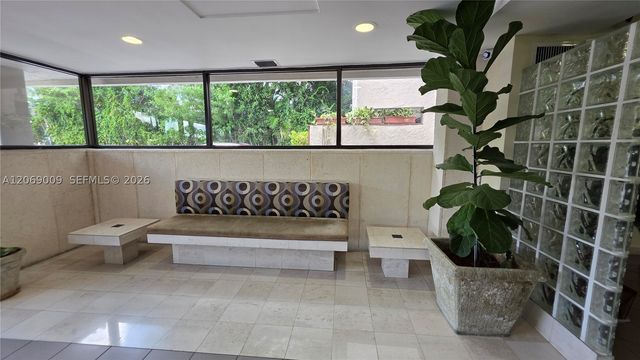 2201 Brickell Ave 96, Miami, FL 33129