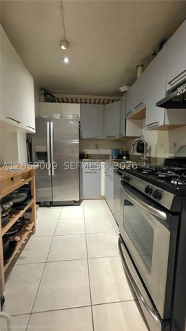 2201 Brickell Ave 96, Miami, FL 33129