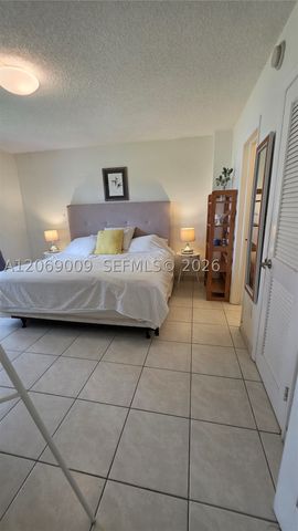 2201 Brickell Ave 96, Miami, FL 33129