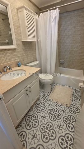 2201 Brickell Ave 96, Miami, FL 33129