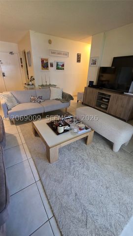 2201 Brickell Ave 96, Miami, FL 33129