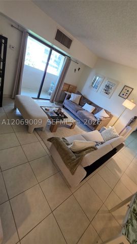 2201 Brickell Ave 96, Miami, FL 33129