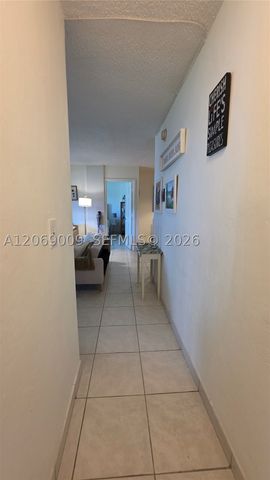 2201 Brickell Ave 96, Miami, FL 33129