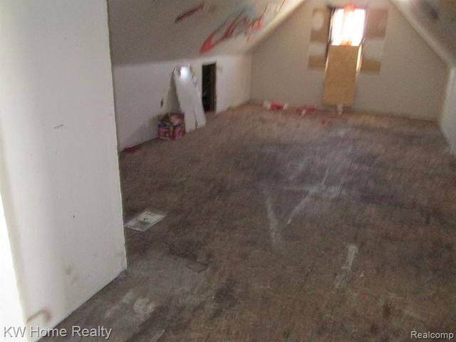 1323 Mackinaw Street, Saginaw, MI 48602