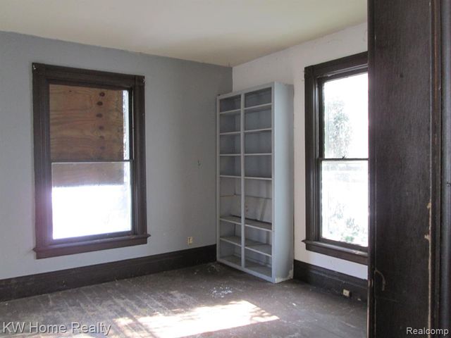 1323 Mackinaw Street, Saginaw, MI 48602