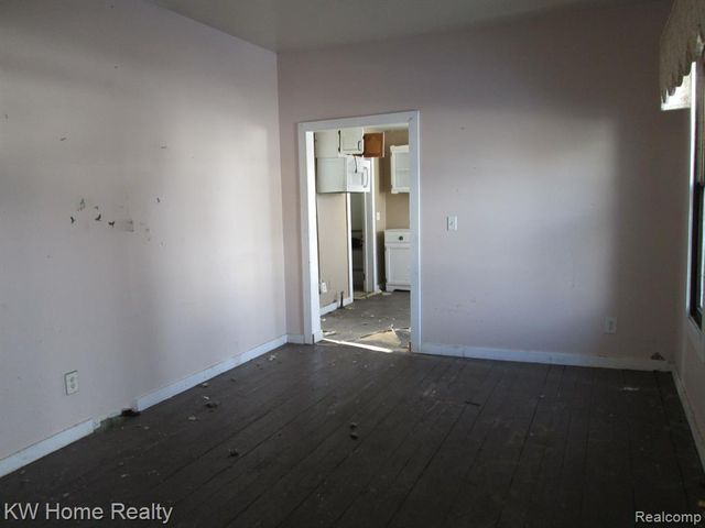 1323 Mackinaw Street, Saginaw, MI 48602