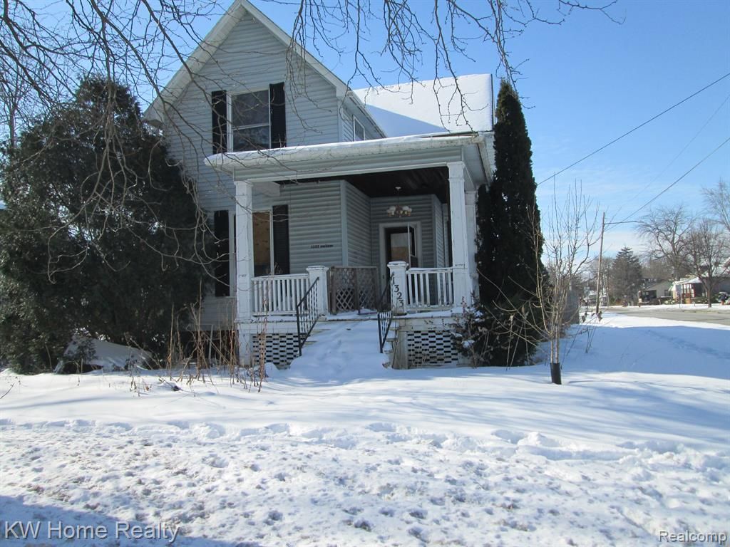 1323 Mackinaw Street, Saginaw, MI 48602