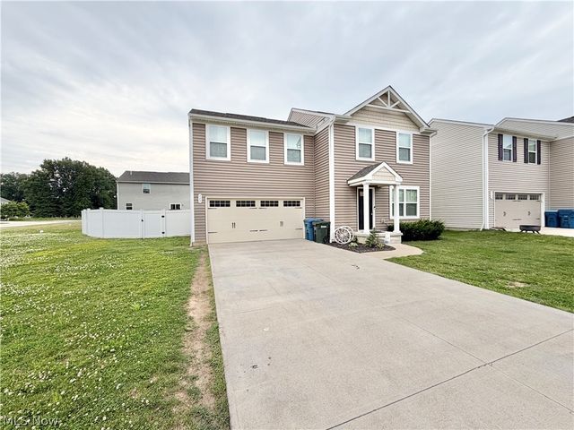 117 Fall Lake Lane, Amherst, OH 44001