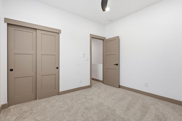 2805 E Trumbull Road 2, Phoenix, AZ 85040
