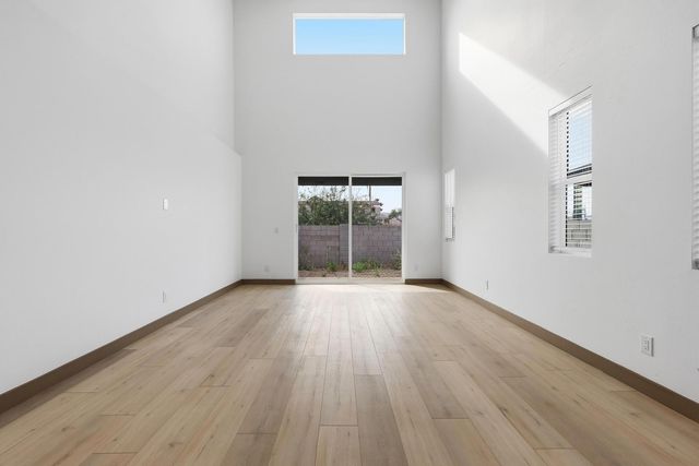 2805 E Trumbull Road 2, Phoenix, AZ 85040