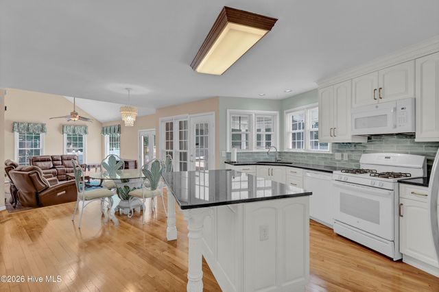 604 Van Dorn Court, Wilmington, NC 28412
