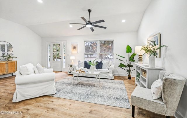 15 Hilda Avenue, Beaufort, SC 29907