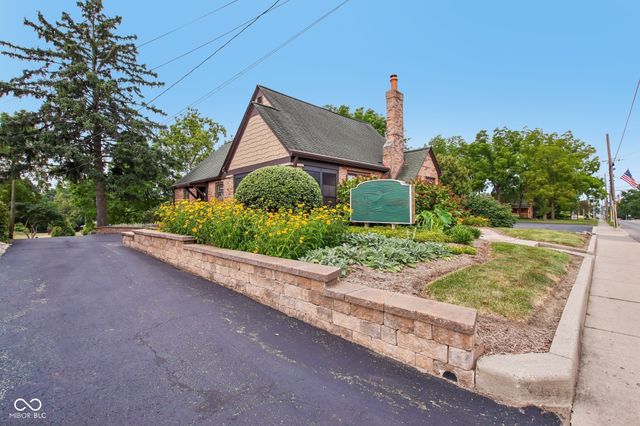 399 W Main Street, Greenwood, IN 46142