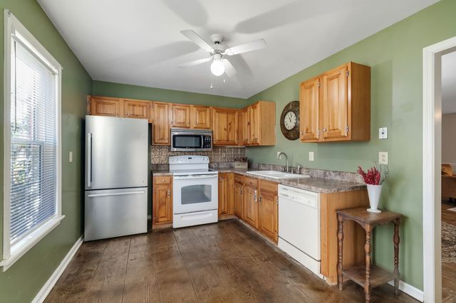 129 Stokes Dr, Smyrna, TN 37167