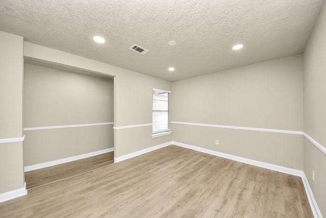 205 Cole Street, Webster, TX 77598