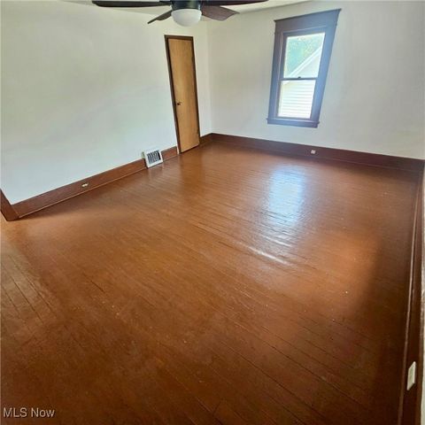 115 Madison Street, Campbell, OH 44405