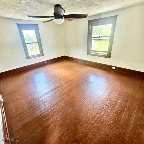 115 Madison Street, Campbell, OH 44405