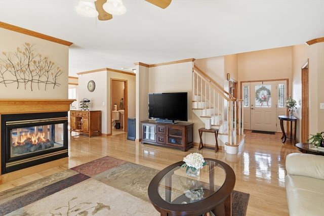 42 Schneider Rd, Somers, CT 06071