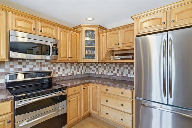 42 Schneider Rd, Somers, CT 06071