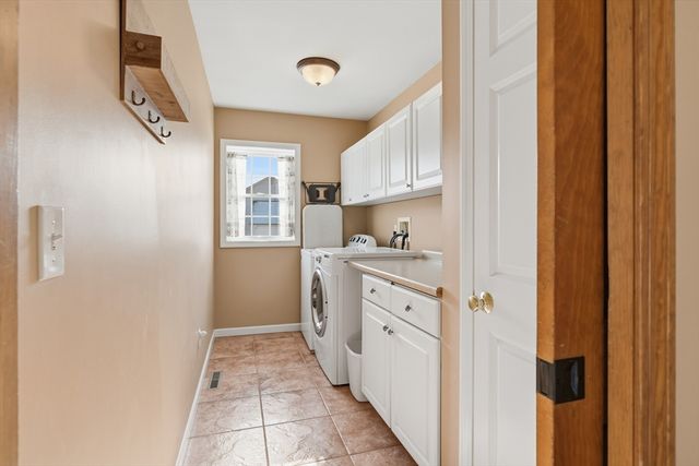 42 Schneider Rd, Somers, CT 06071