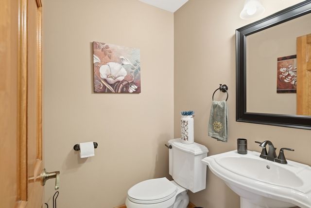 42 Schneider Rd, Somers, CT 06071