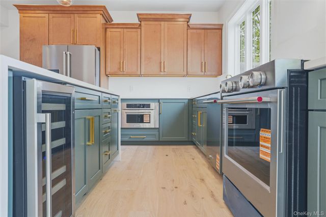 19 North Street, Beacon, NY 12508