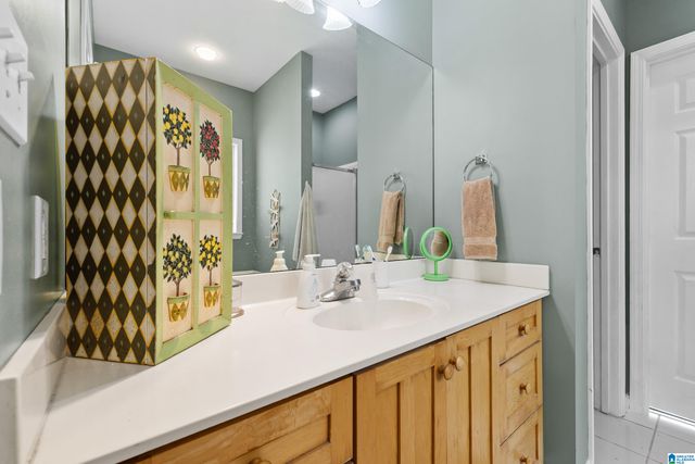 105 KENT HILL COVE, Alabaster, AL 35007