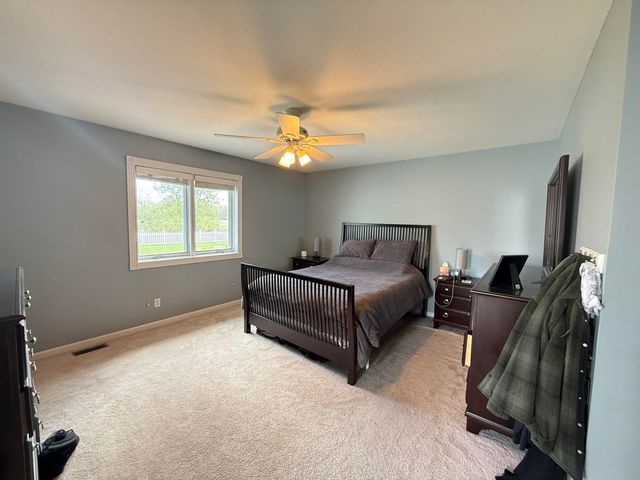4733 Briarwood Court, Auburn, MI 48611
