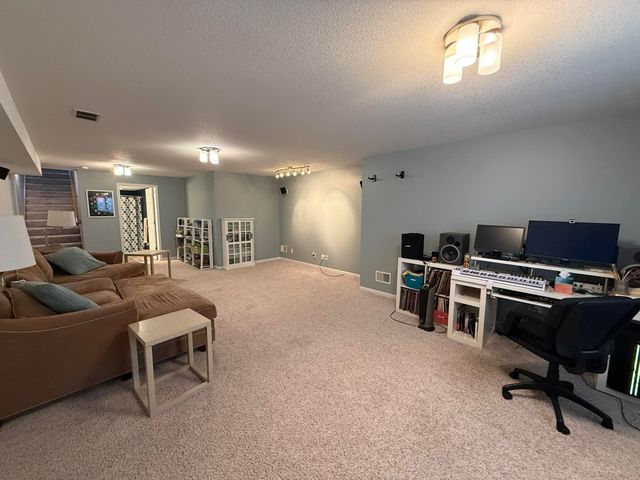 4733 Briarwood Court, Auburn, MI 48611