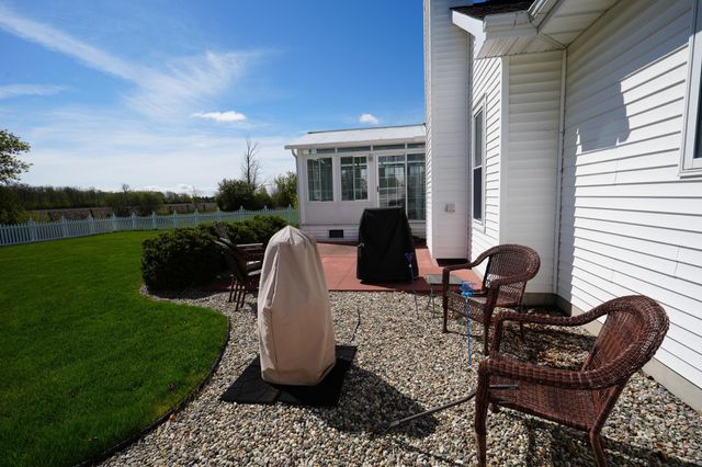 4733 Briarwood Court, Auburn, MI 48611