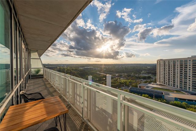 222 West Ave 1504, Austin, TX 78701
