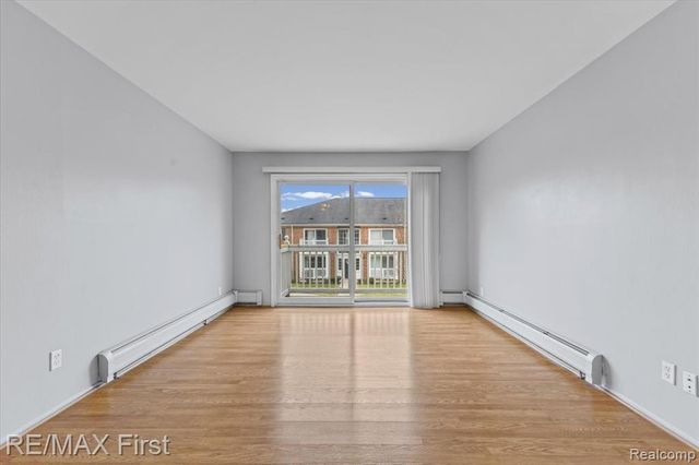 2405 Torquay Avenue 206, Royal Oak, MI 48073