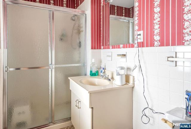 125 Prospect Avenue Penthouse C, Hackensack, NJ 07601