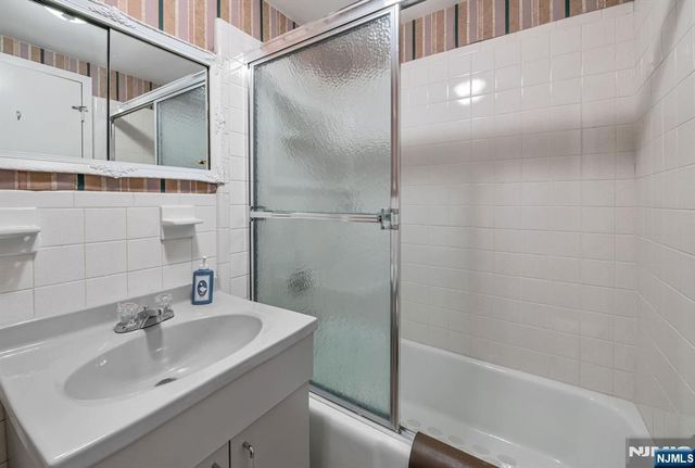 125 Prospect Avenue Penthouse C, Hackensack, NJ 07601