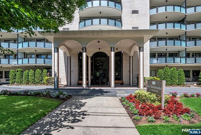 125 Prospect Avenue Penthouse C, Hackensack, NJ 07601