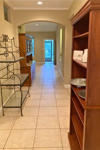 117 Keswick DR, Spicewood, TX 78669