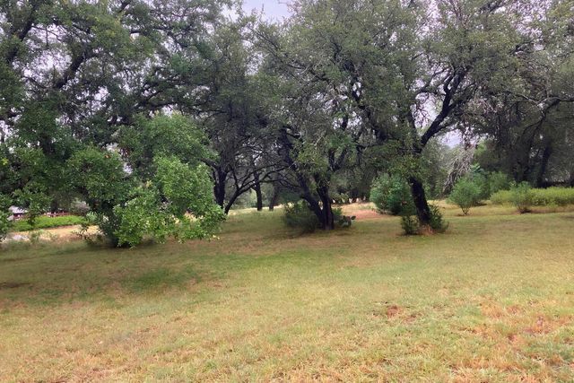 117 Keswick DR, Spicewood, TX 78669