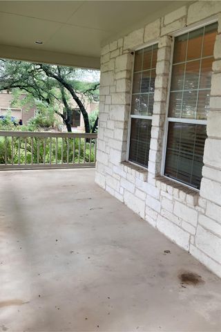 117 Keswick DR, Spicewood, TX 78669