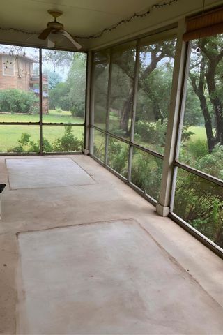 117 Keswick DR, Spicewood, TX 78669