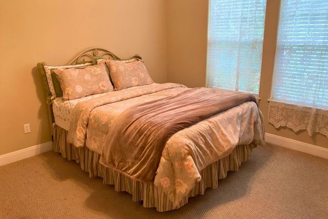 117 Keswick DR, Spicewood, TX 78669